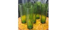 verre cristal emeraude 1970 a facettes , tres bonne etat 19x