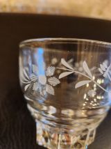 Lot de 8 verres vintage gravés pied étoile 