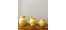 3 pichets Orchies art déco en céramique jaune 