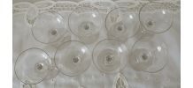 Lot de 8 coupes à champagne en verre.