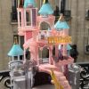 Chateau disney  son et lumieres, carrosse et figurines