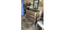 Commode ancienne en noyer 