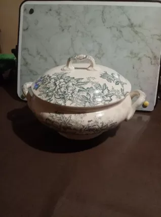 Très belle soupière faïence de Givors