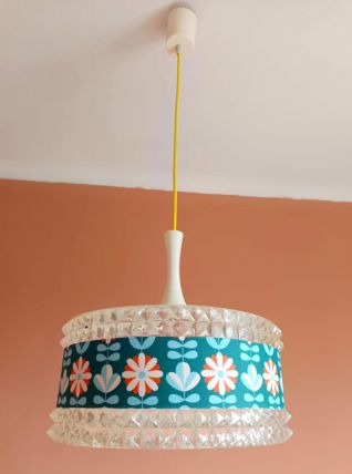 Suspension en plexiglas et fleurs vintage 1970 