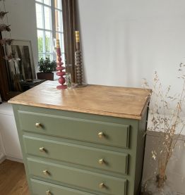 Commode vintage