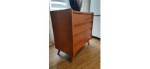 Commode 