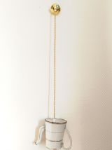 Suspension théière émaillée vintage 