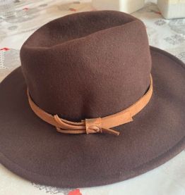 chapeau australien