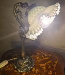 lampe 1900 bronze magnifique abat jour opaline blanche 40x27