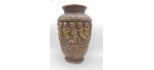  Vase en plâtre 