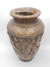  Vase en plâtre 