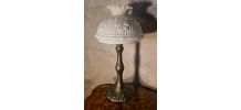 lampe regule patiné et abat jour 1900 opaline blanche moulé 