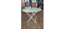 Table de jardin métallique pliante