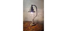 lampe ancienne 1900 a 20 laiton a pampille de  cristal ,verr