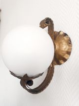 Paire d'appliques brutalistes en métal doré vers 1970 