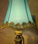 paire de lampes de chevet bronze ciselé 1900 ,abat jour styl