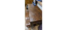 Bureau ancien en orme massif – 3 tiroirs