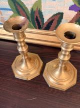2 bougeoirs en laiton 