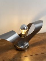 Applique Oxar. 1970. Aluminium courbé. Space age.