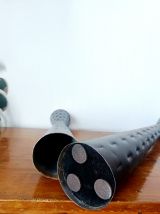 Paire de bougeoirs diabolo en métal vintage 