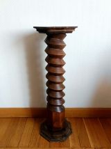 Sellette visse de pressoir en bois sculpté 
