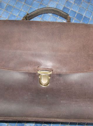 cartable cuir Arthur et Aston