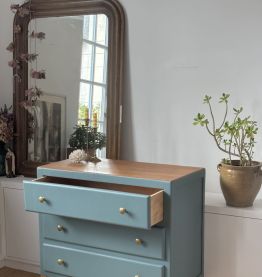 Commode vintage