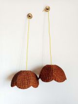Paire de suspensions osier fleurs vintage