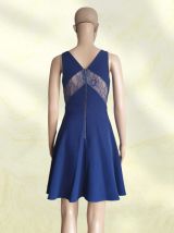 Robe Courte de Soirée Bleu Marine - Coupe Patineuse &amp; Détail