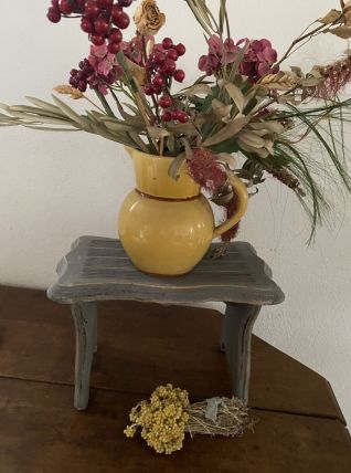 Petit banc repose pied bois massif gris ardoise.