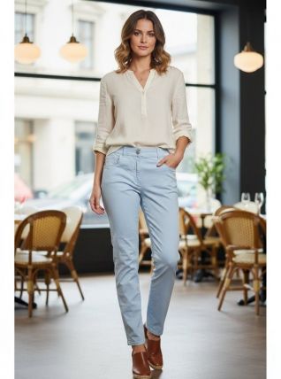 L'Indispensable Pantalon Pastel Caroll – Chic, Stretch &amp; Vit