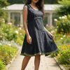 Robe Courte- La Mode est à Vous – Style Arty & Graphique – T