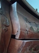 Commode ancienne Louis XV galbée