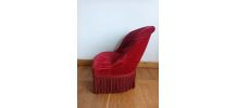 Fauteuil crapaud velours rouge à franges 