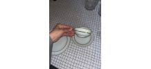Lot 14 tasses anciennes en porcelaine de Limoges