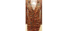 Robe d'été neuve noir motif fleuri rouge 