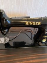 machine à coudre SINGER d’origine avec son meuble complet et
