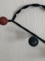 Portemanteau vintage 1960 coeur 5 patères boules bois - 60 c