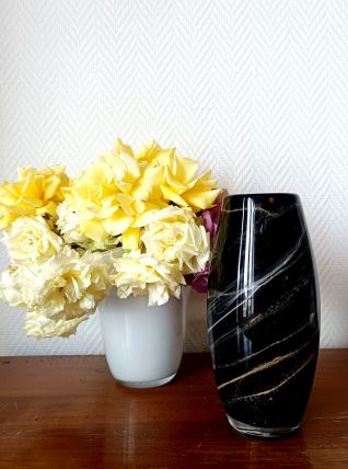 Vase en verre noir et or style Murano 