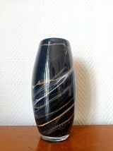 Vase en verre noir et or style Murano 