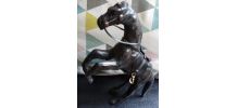 cheval cuir decoratif 