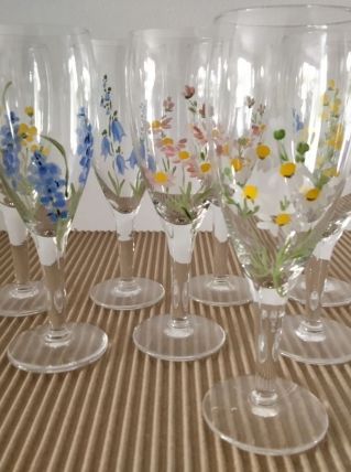 Lot de 8 flûtes à champagne vintage peintes à la main – déco