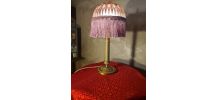 lampe laiton colonne laiton travaillé1880 avec dome verre ta