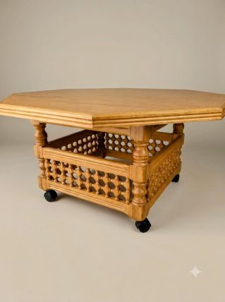 Table octogonale artisanale en bois massif 
