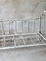 Lit banquette en fer forgé vintage 1950's