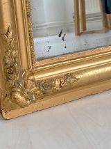 Miroir XIXème au mercure, en bois et stuc doré