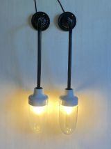 Paire d'appliques Art déco en fonte, verre et céramique 1930