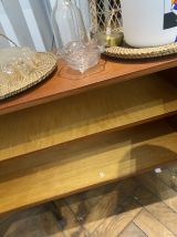 Petite enfilade vintage en bois et  pieds métal noirs.