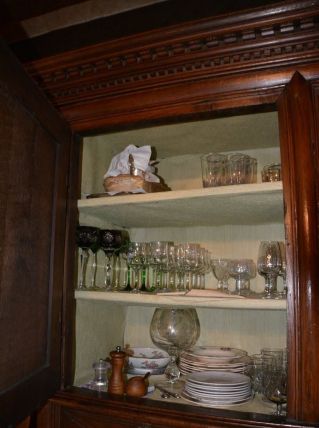 Grand et beau buffet-armoire 4 portes 