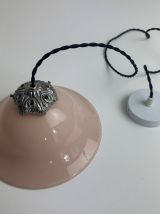 PAIRE D’ANCIENNES SUSPENSIONS CONIQUES EN OPALINE ROSE 
